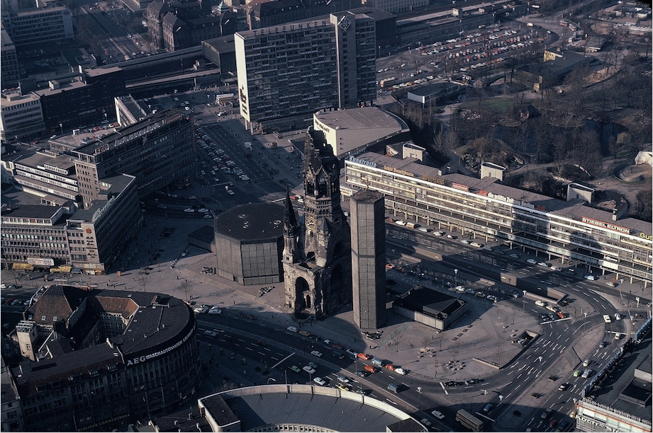 GEDÄCHTNIS KIRCHE Screen Shot 2018-10-17 at 16.52.56
