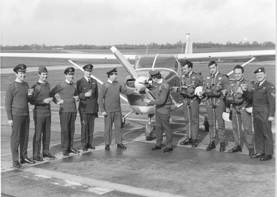 206 ARRIVAL WESTON ss